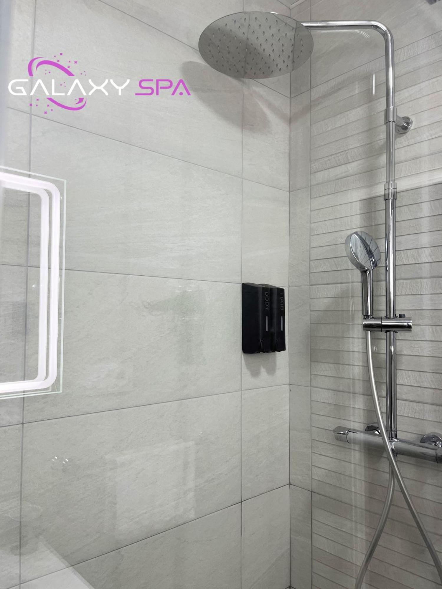 Galaxy Spa - Suite Venus Jacuzzi Et Sauna Privatif Champigneulles Exterior photo